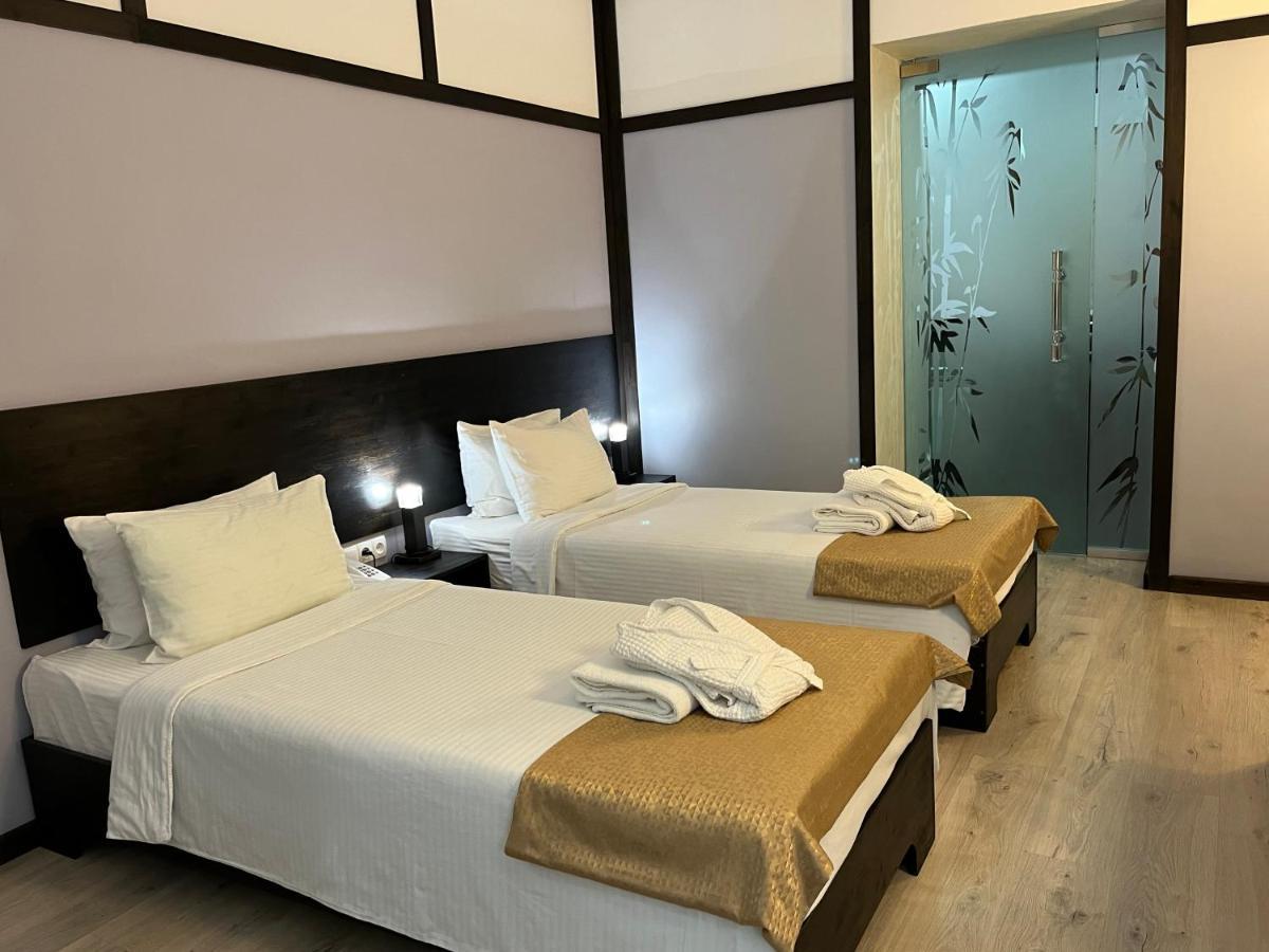 Orbita Hotel Chimkent Extérieur photo